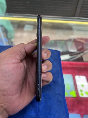 iPhone SE 64G XA