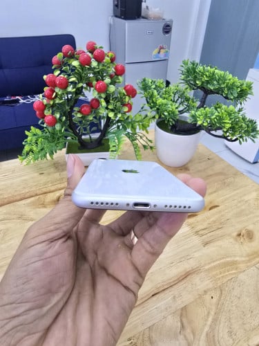 IPHONE SE2
