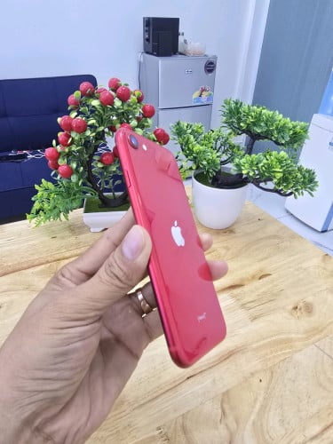 IPHONE SE2 64GB