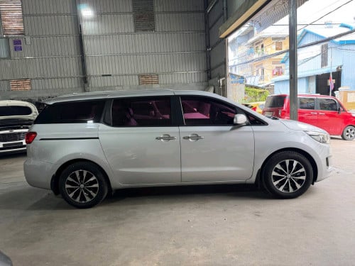 Kia canival 2015 Prestige