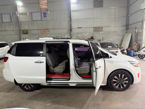 Kia Carnival 2015 7កៅអី