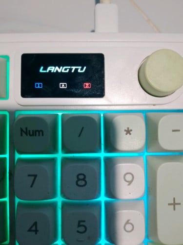 LANGTU keyboard 1=10$ មានតែ2គ្រប់ទេ telegram @lgeooo