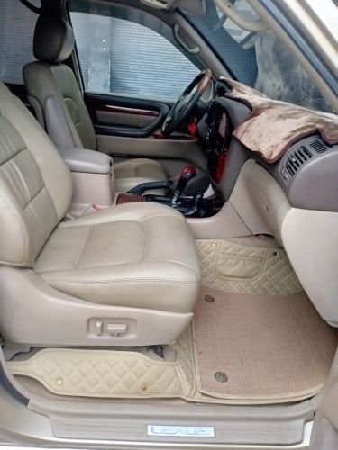Lexus 470ឆ្នាំ2000ម្ចាសដេីមលក់ដូសារី11000$ចរចារ