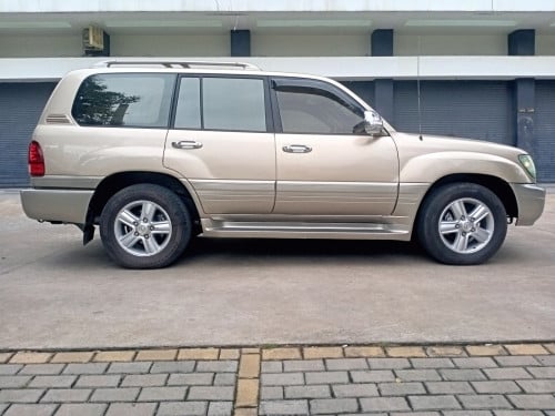 Lexus 470ឆ្នាំ2000ម្ចាសដេីមលក់ដូសារី11000$ចរចារ