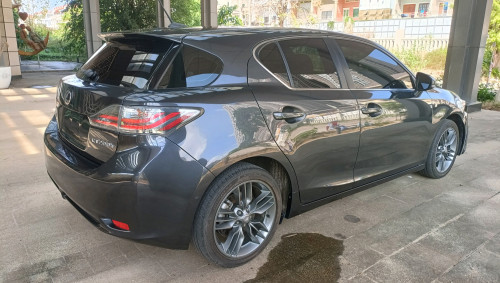 LEXUS  CT200h 2011 F-SPORT