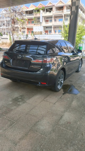 LEXUS  CT200h 2011 F-SPORT