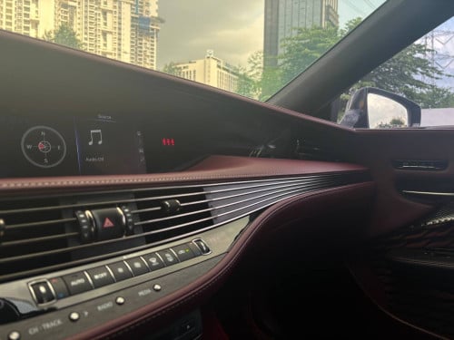 LEXUS LS500H