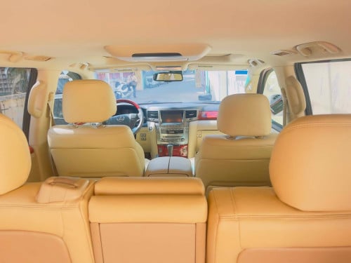 Lexus Lx 570 08 up 15ប្រឡានថ្មីខ្លាញ់គោមួយទឹក