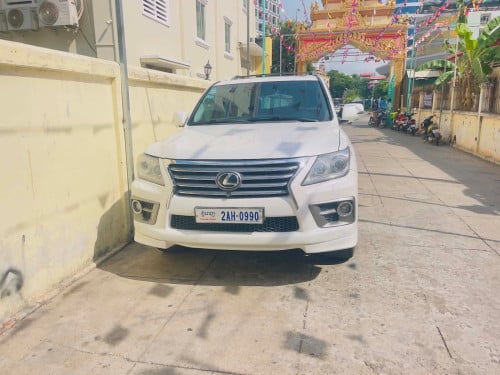 Lexus Lx 570 08 up 15ប្រឡានថ្មីខ្លាញ់គោមួយទឹក