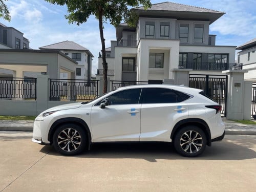 Lexus Nx200t 2015 Fsport ក្នុងឈឺរី