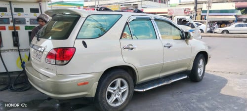 LEXUS RX 300 99 ប៉ុង 2