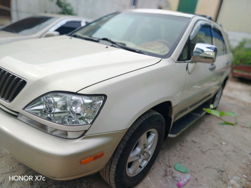 LEXUS RX 300 99 ប៉ុង 2