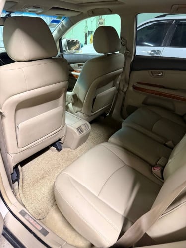 LEXUS RX330 2004 H-FULL ប៉ុងមួយ ពណ៌មាស ប្រភេទឡានមូលសានុំស្រីន ថ្មីខ្លាំង