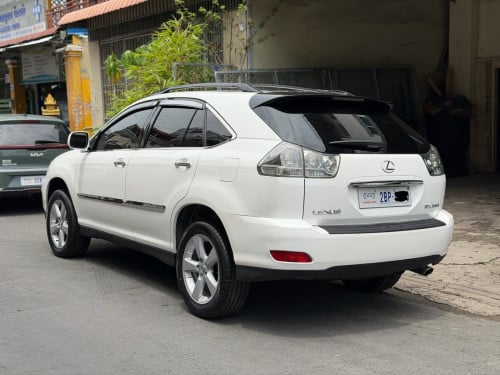 LEXUS RX330 (2004) H-Full ពណ៍ស ម្ចាស់ដេីមទី1 កៅអីចុចសងខាង (ប៉ុង1) ទឹកថ្នាំសុីន90%