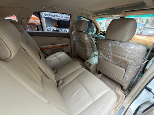 LEXUS RX330 (2004) H-Full ពណ៍ស ម្ចាស់ដេីមទី1 កៅអីចុចសងខាង (ប៉ុង1) ទឹកថ្នាំសុីន90%