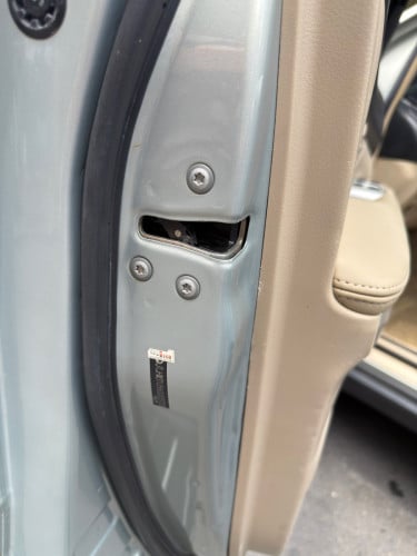 Lexus RX400h ឆ្នាំ2006 H-Full ក្នុងលឿង ពណ៌ផ្សែងបារី ម្ចាស់ដើមឯកសារគ្រប់ ធានាជូនអត់បុក