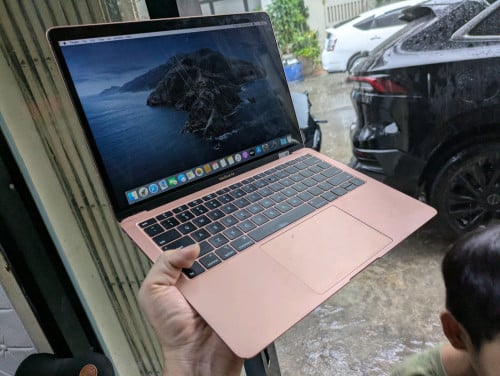 MacBook air 2019/Core i5/ram8/128G/13inch