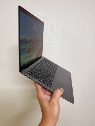 🔥MacBook Air M1 ram8 ssd256 condition 98%