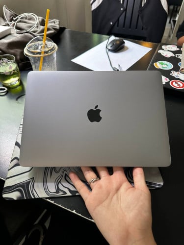 Macbook Pro 2017 Touch Bar