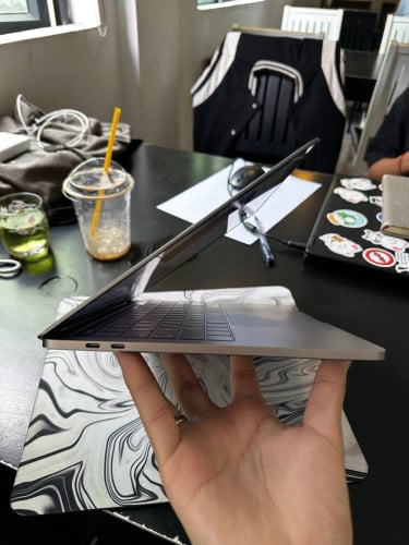 Macbook Pro 2017 Touch Bar