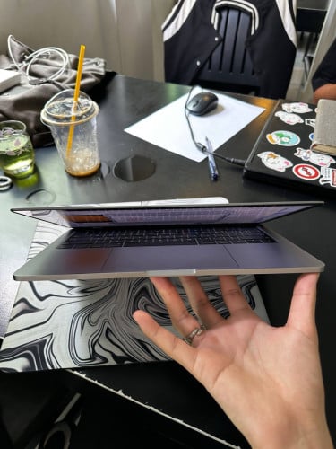 Macbook Pro 2017 Touch Bar