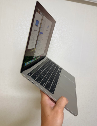 MacBook Pro 2020 i5 ram8 ssd256 condition 99%