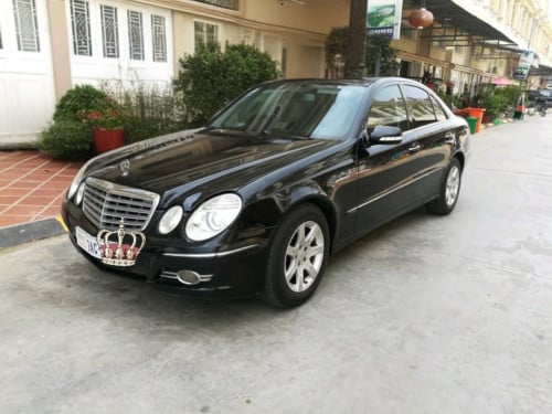 Mercedes E280  year 2009 for sale