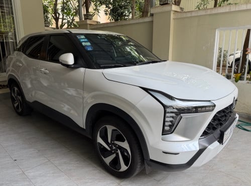 Mitsubishi XForce រថយន្តជិះផ្ទាល់ខ្លួន