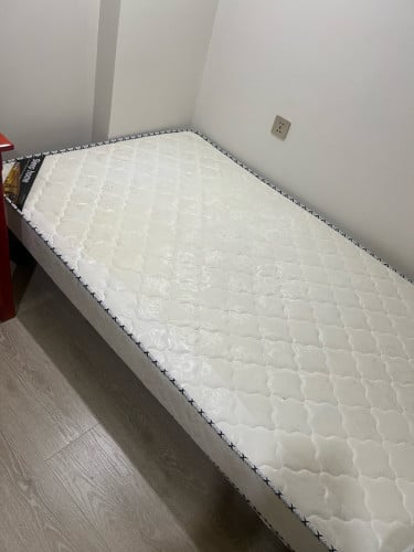 New bed 90%