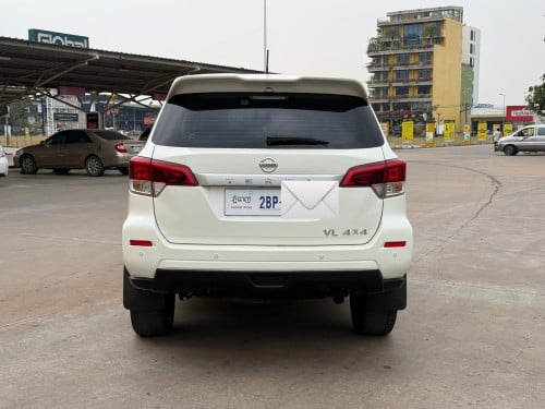 Nissan Terra Full option 2021​ប្រេីបាន6មុឺនគីឡូតិច