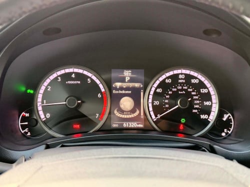 NX200T F-Sport 2017 6B P2