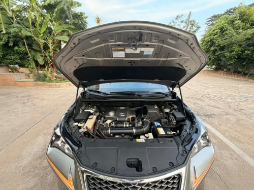 NX200T F-Sport 2017 6B P2