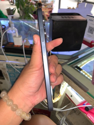 Oppo A5x សំណុំហ្សុីនស្អាត 99% ណែននៅសៀលមុខ ស្អាត