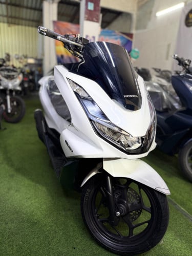 PCX Hybrid