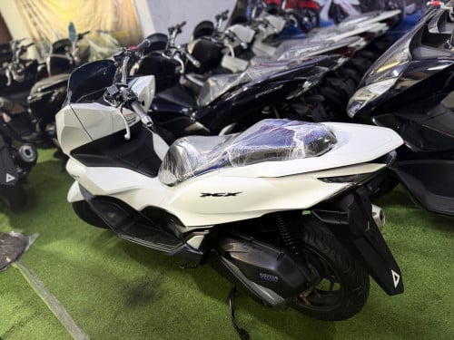PCX Hybrid