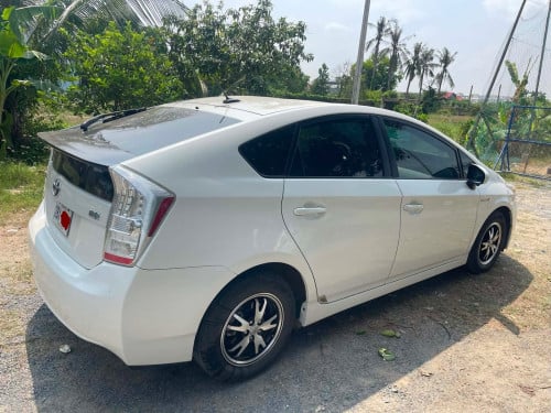 Prius options 3 ឡានអ្នកប្រើផ្ទាល់ ចង់លក់