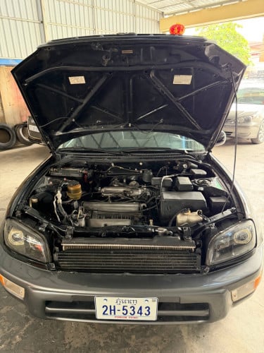 RAV 4ឆ្នាំ  1998 ឡានស្អាត គ្រឿងក្នុងថ្មី មិនបុកមិនប៉ះ មុខក្រោយស្អាត