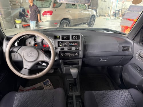 RAV 4ឆ្នាំ  1998 ឡានស្អាត គ្រឿងក្នុងថ្មី មិនបុកមិនប៉ះ មុខក្រោយស្អាត