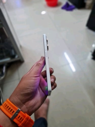 Redmi note13 5G ស្អាត99%Ram12×4G អេក្រង់120Hzសេវ៉ា5Gដើលឿនថ្មរកាន់ដាក់play storប្រើបានម៉ាអេម