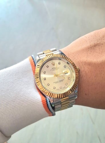 Rolex Date Just ត្រូវការលក់