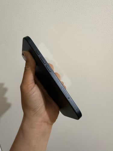 Sell iPhone 16 128g Sim2 99%