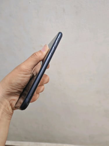 Sell iPhone Xr 64g Sim1+Esim Scan 97%
