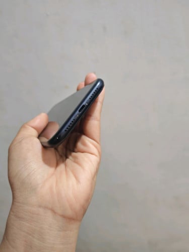 Sell iPhone Xr 64g Sim1+Esim Scan 97%