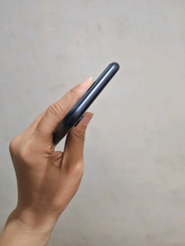 Sell iPhone Xr 64g Sim1+Esim Scan 97%