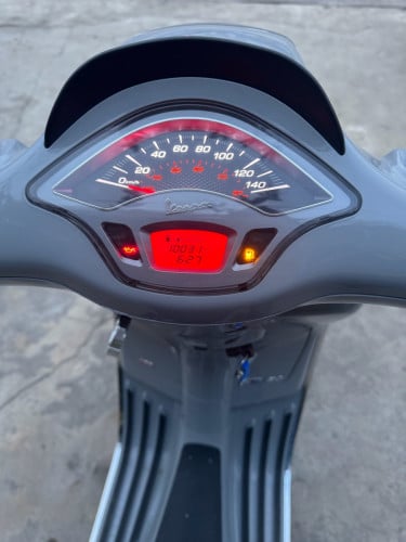 Sell Vespa sprint 150