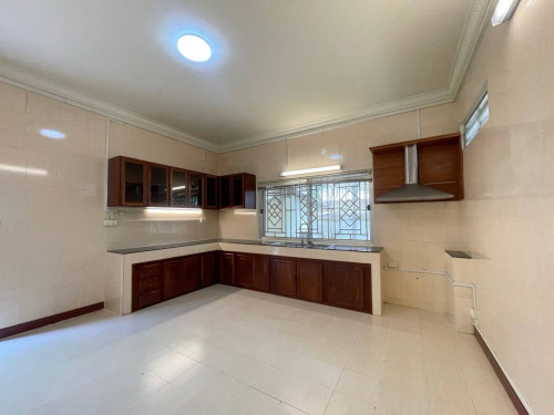 Single villa for rent Borey Chamkamorn