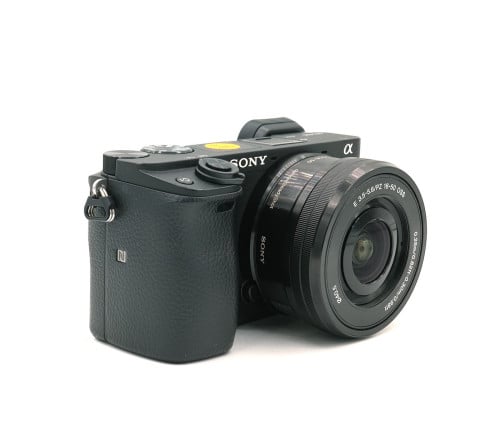 SONY A6400 KIT 16-50mm F/3.5-5.6 OSS