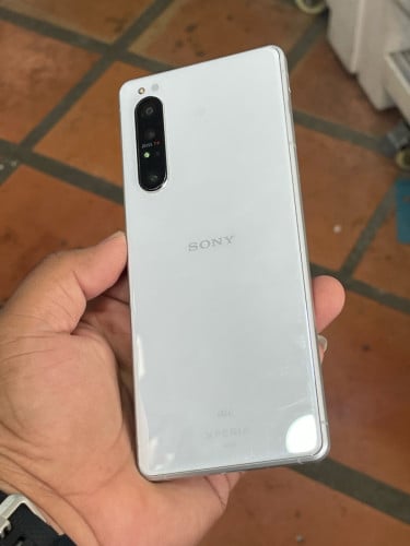 Sony Xperia 1 II