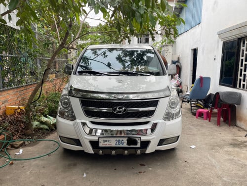 Starex 010 CVX full option ដំបូលបើកពីតង់ លក់ធូធូ ហ៊ា ហ៊ា