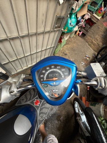 Suzuki let 018